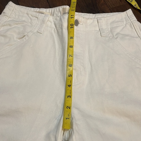 Universal Thread Boyfriend Cargo jeans Straight High rise Womens size 6 Cream - Picture 8 of 14